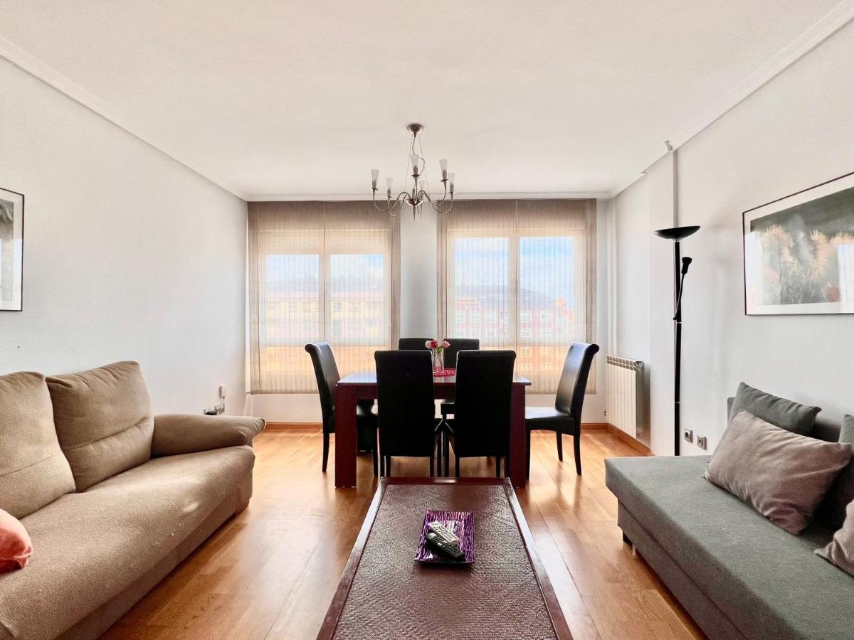 Housing León - Conde Duplex Appartement Buitenkant foto